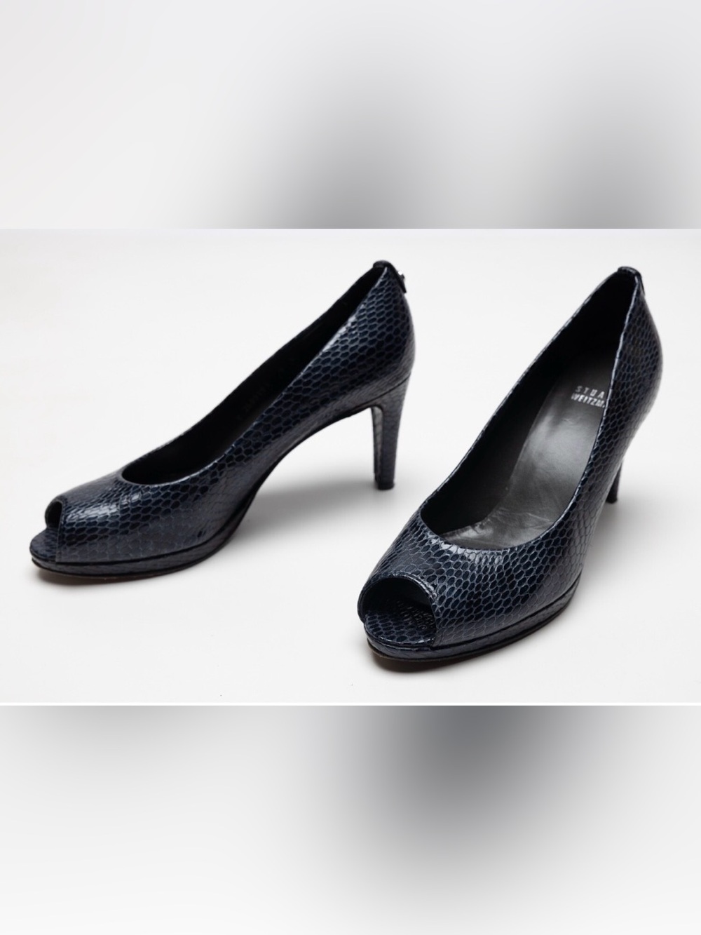 STUART WEITZMAN Snakeskin Patent Peep Toe Pump Navy Blue Size 7